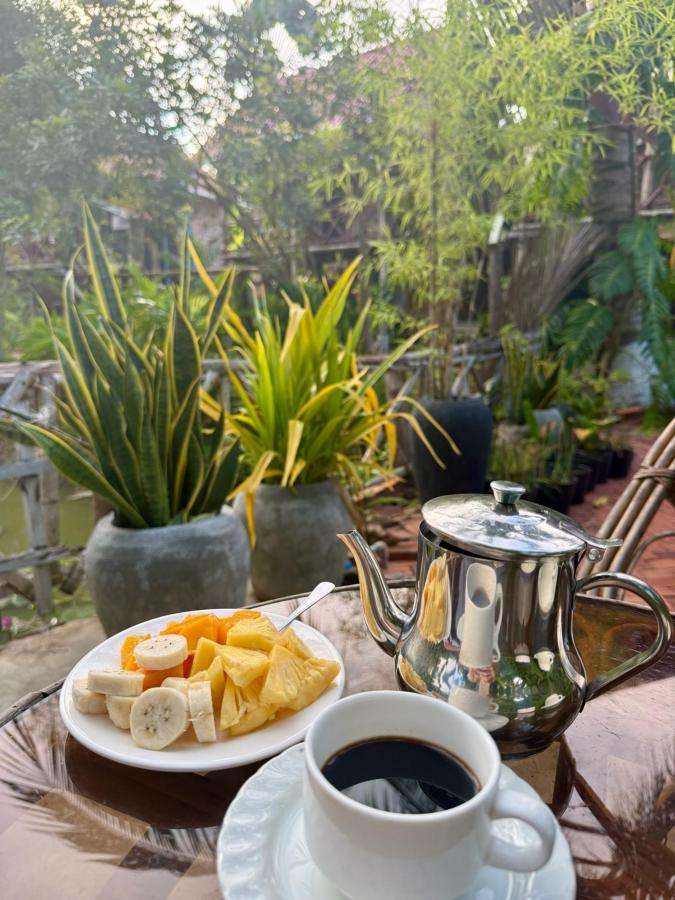 Fresh Khmer dish from the garden